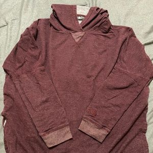 Women’s north face pullover